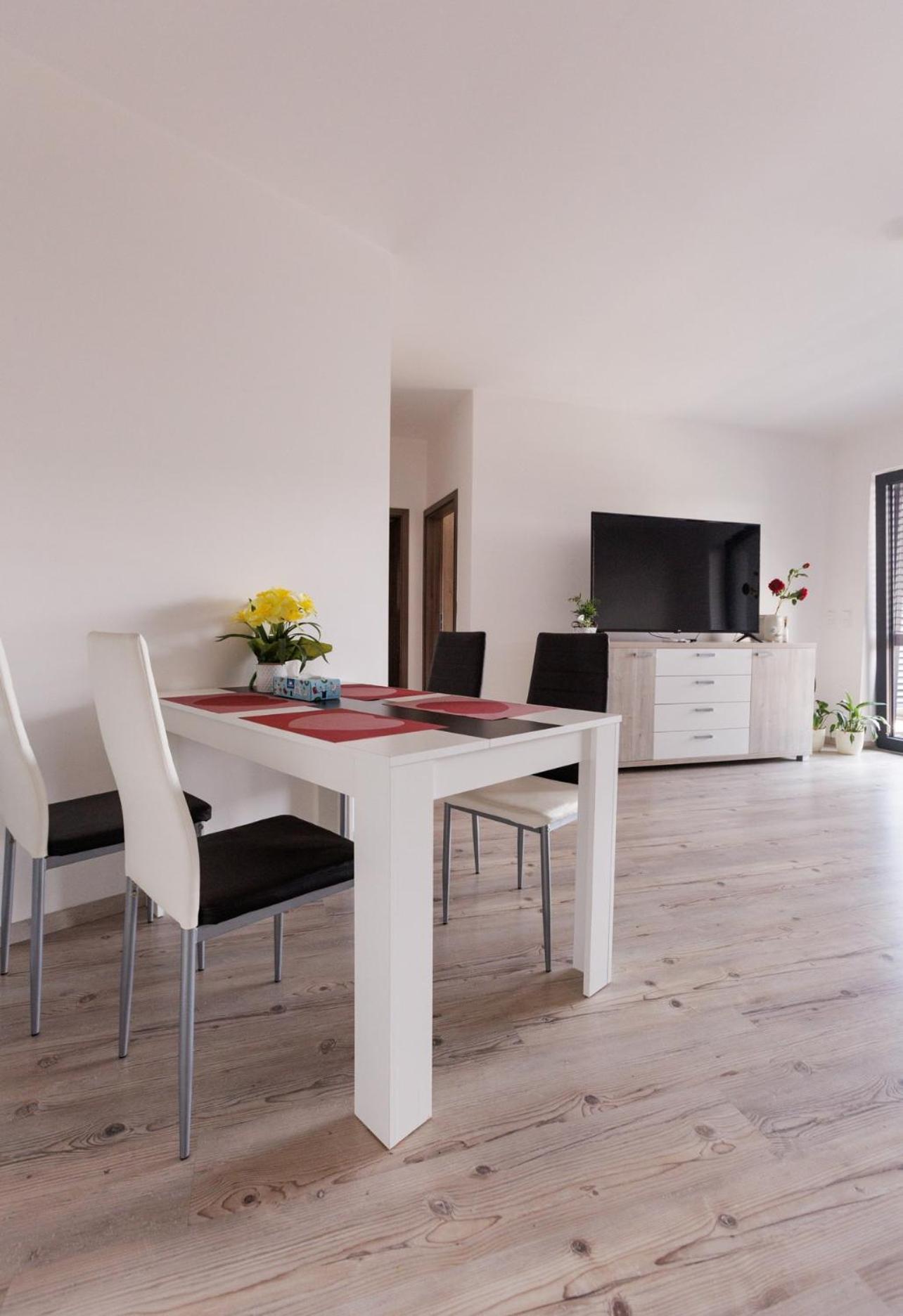 Miracle Apartment Братислава Екстериор снимка