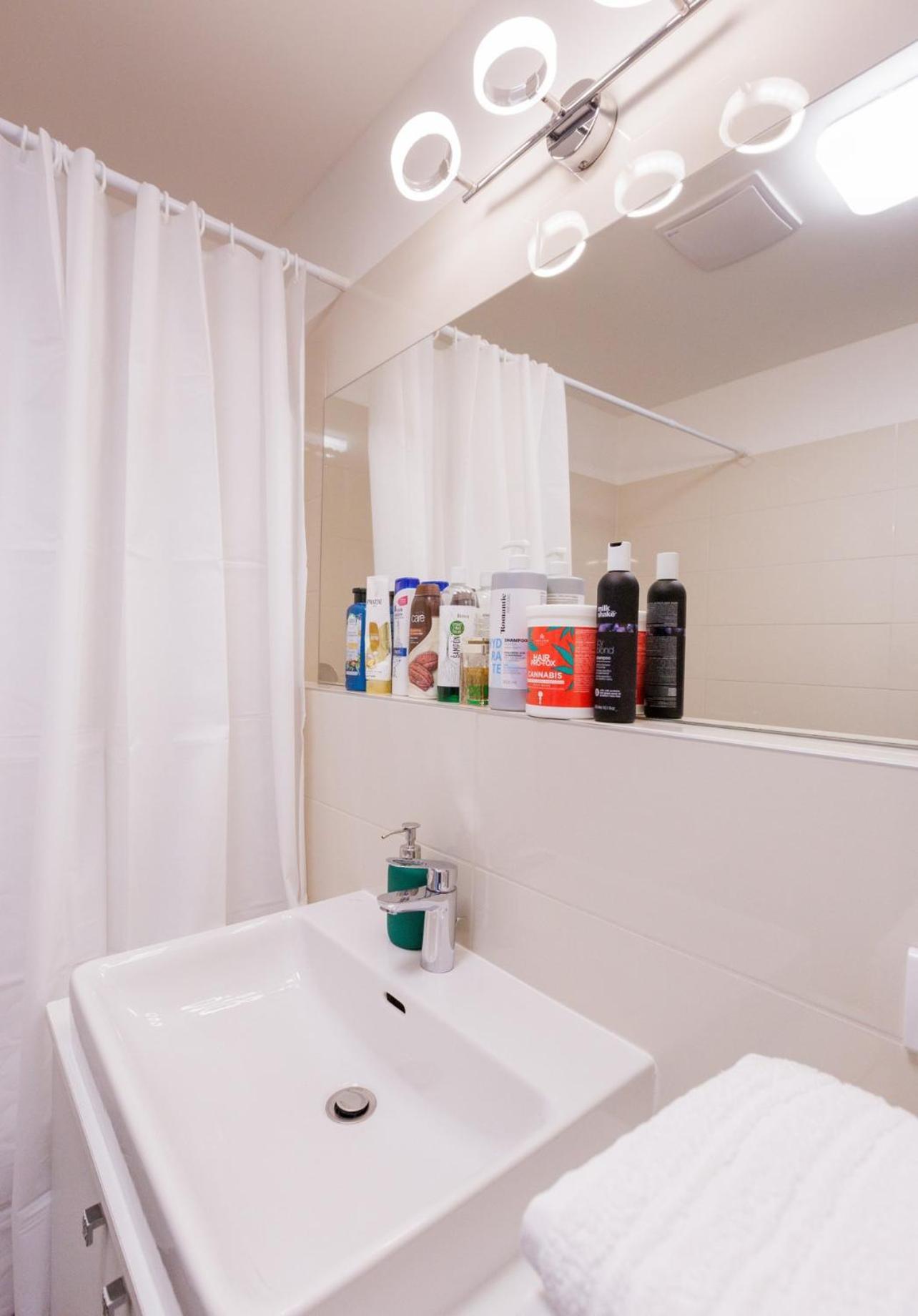 Miracle Apartment Братислава Екстериор снимка